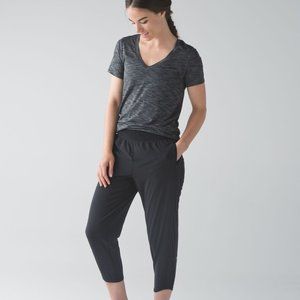 Lululemon Athletica Cropped Legging
